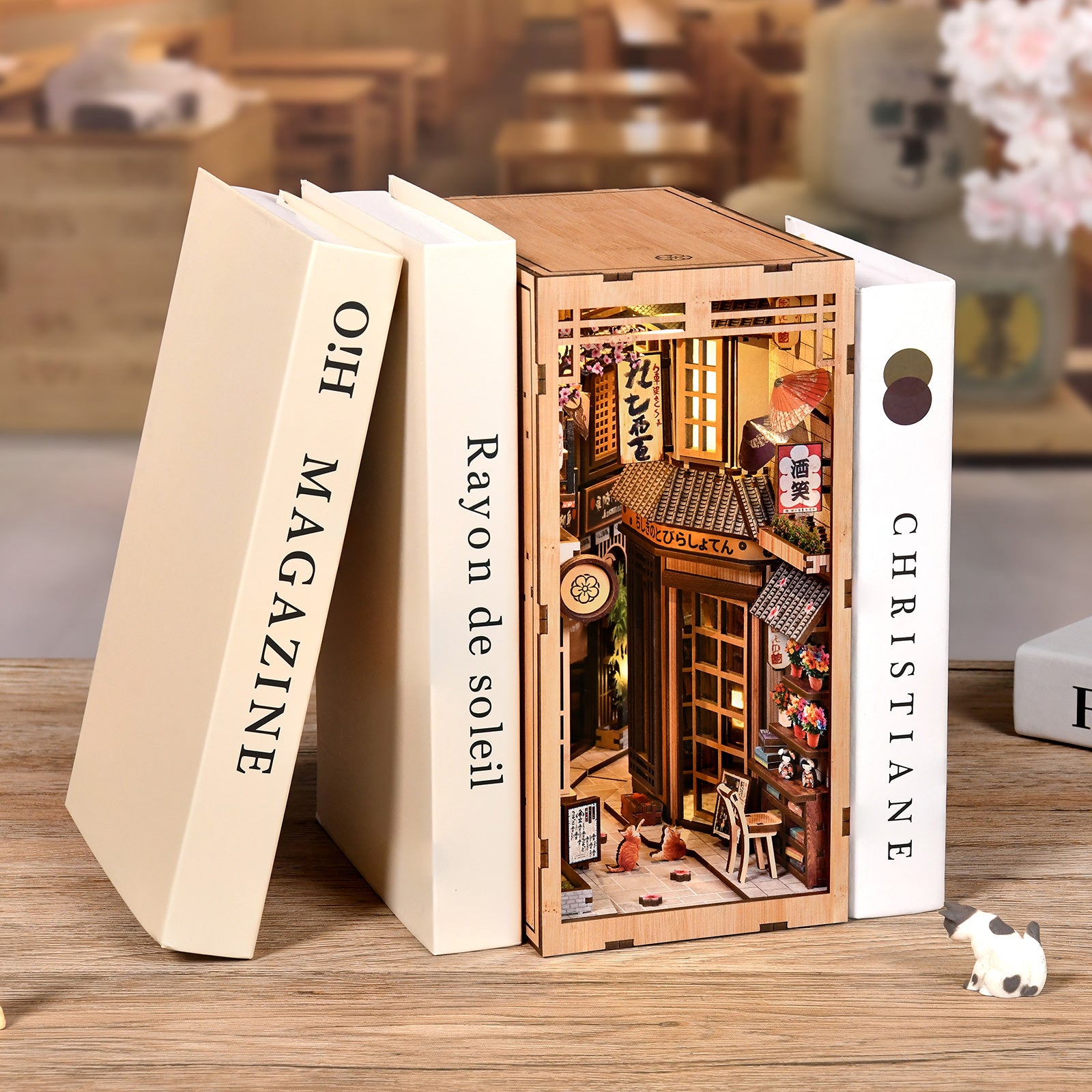 Book Nook Byggesett – The Alley Waiting