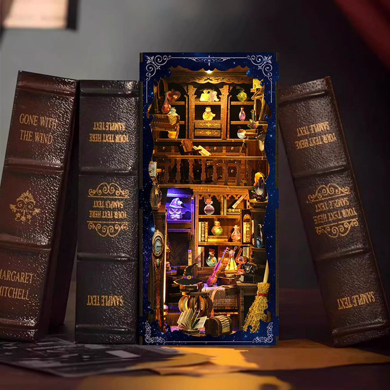 Book Nook Byggesett – Magic Potion House