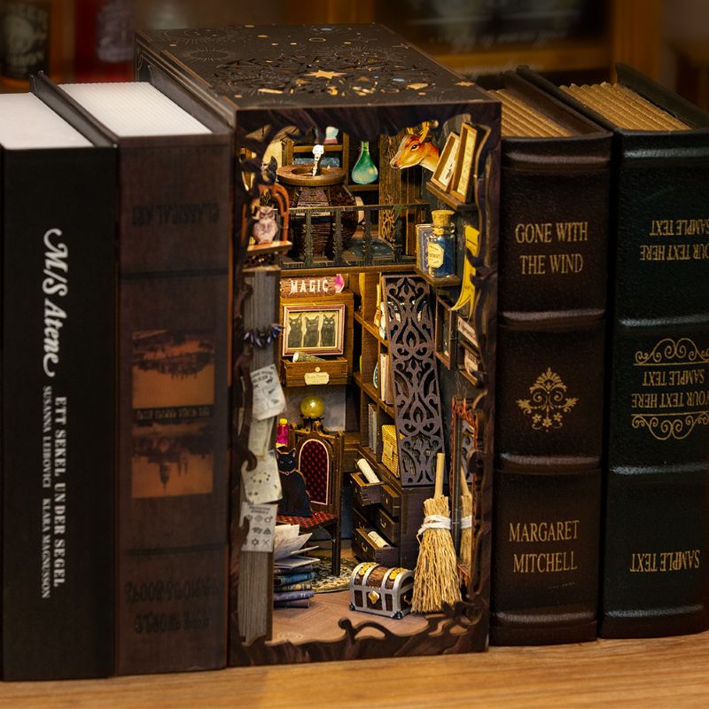 Book Nook Byggesett – Magic Pharmacy