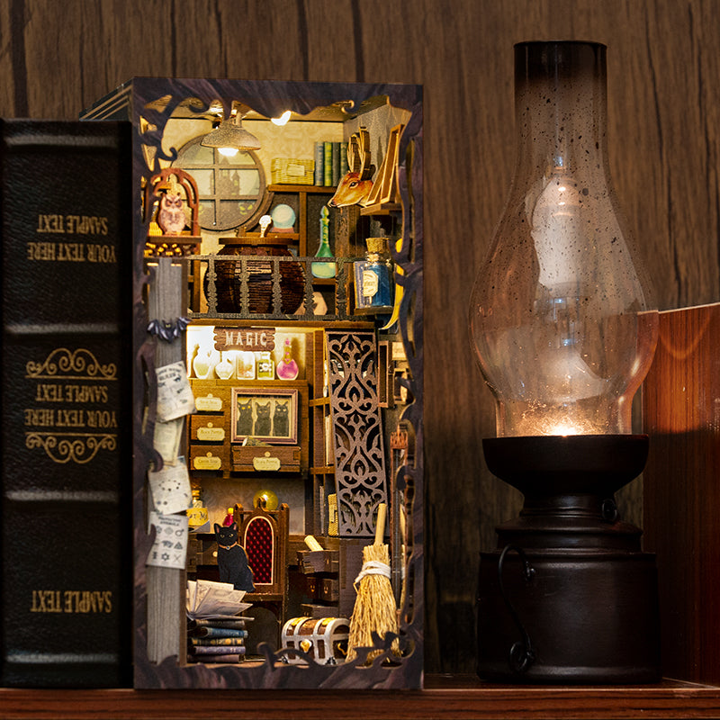 Book Nook Byggesett – Magic Pharmacy