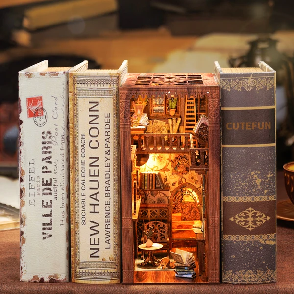 Eternal Bookstore – Book Nook